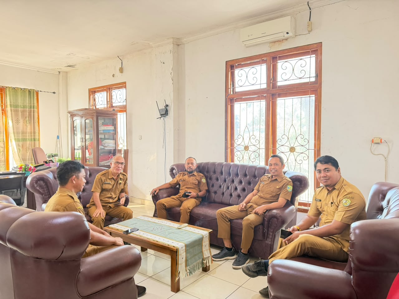 Diskusi Santai Asisten III dengan para Kabag